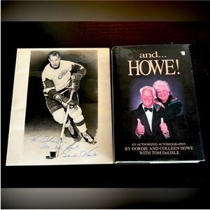 Gordie Howe Autograph Mr Hockey Hall of Famer Signed Book & Signed Photo